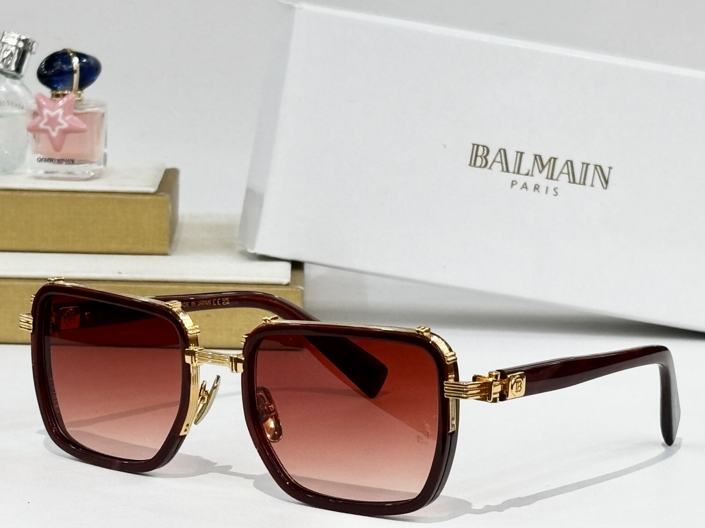   BALMAIN
MOD：AKONI
Size：56口21 140
