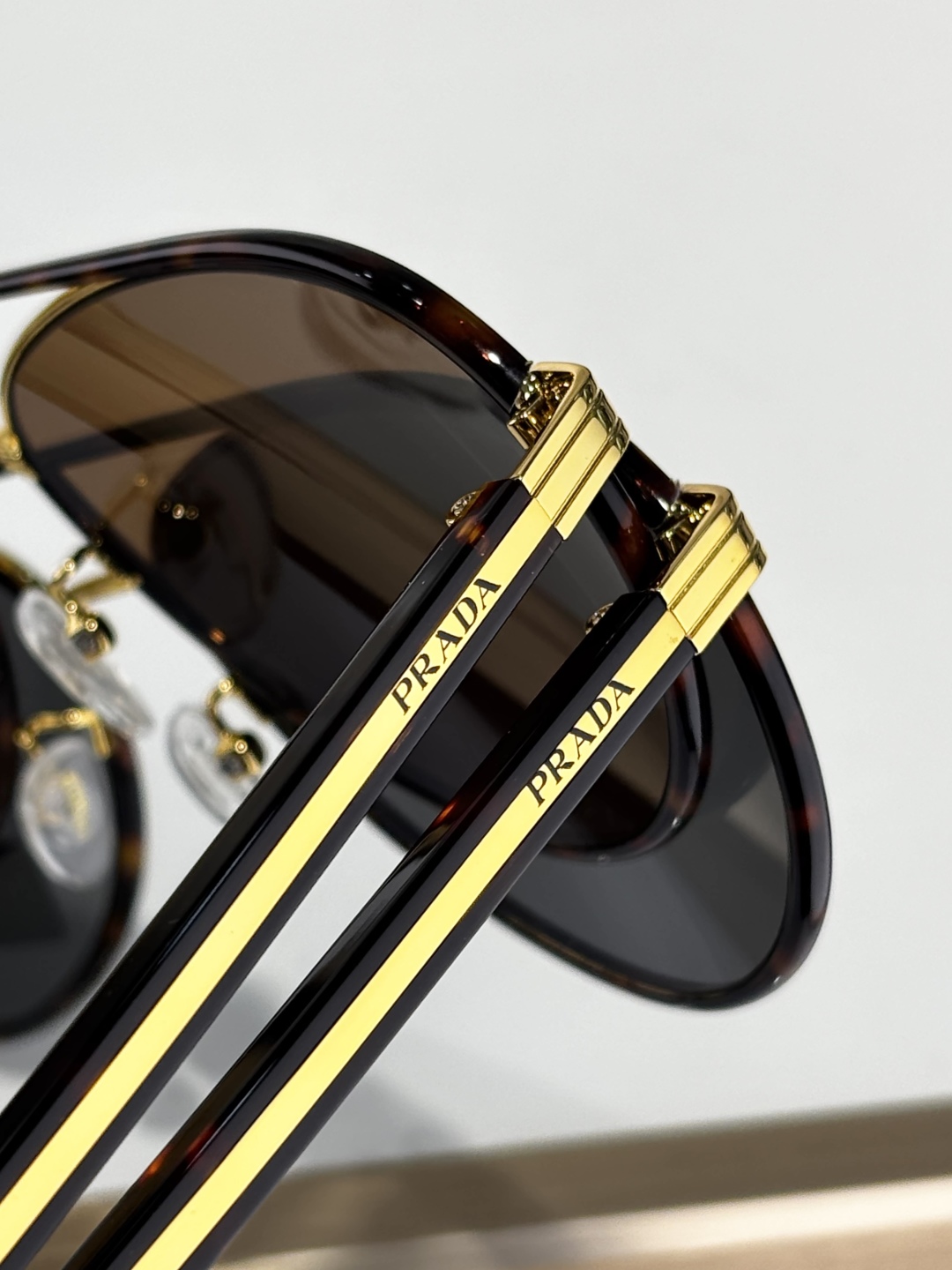  PRADA
MODEL：PR B57S
SIZE：58口16-145
