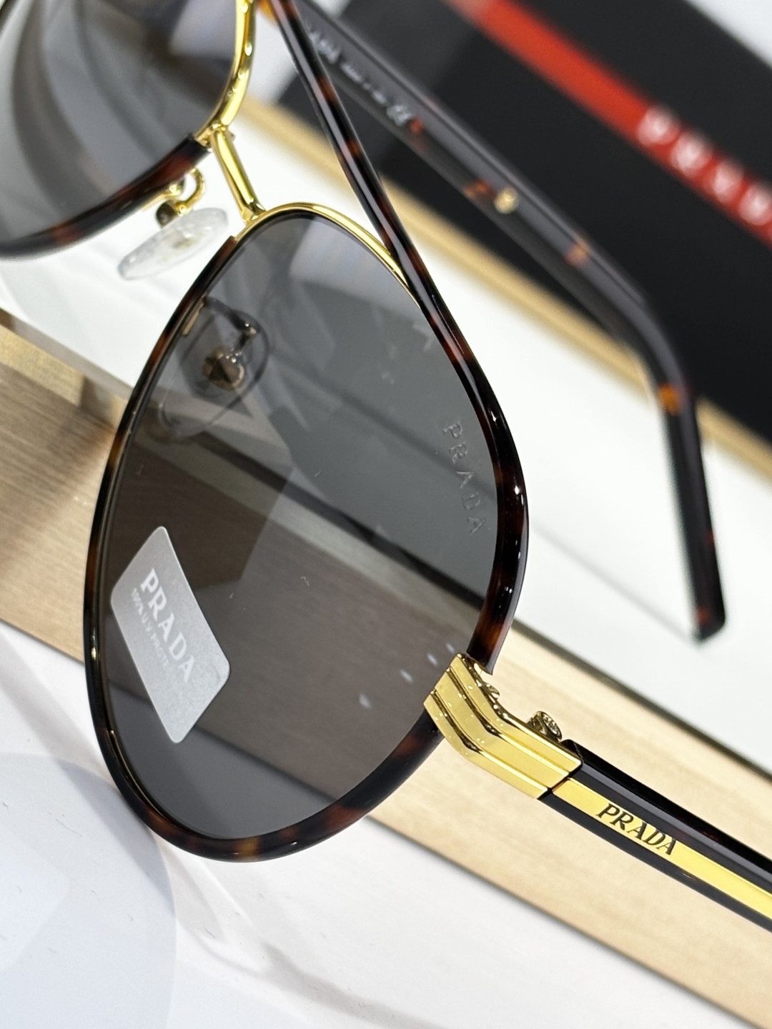  PRADA
MODEL：PR B57S
SIZE：58口16-145
