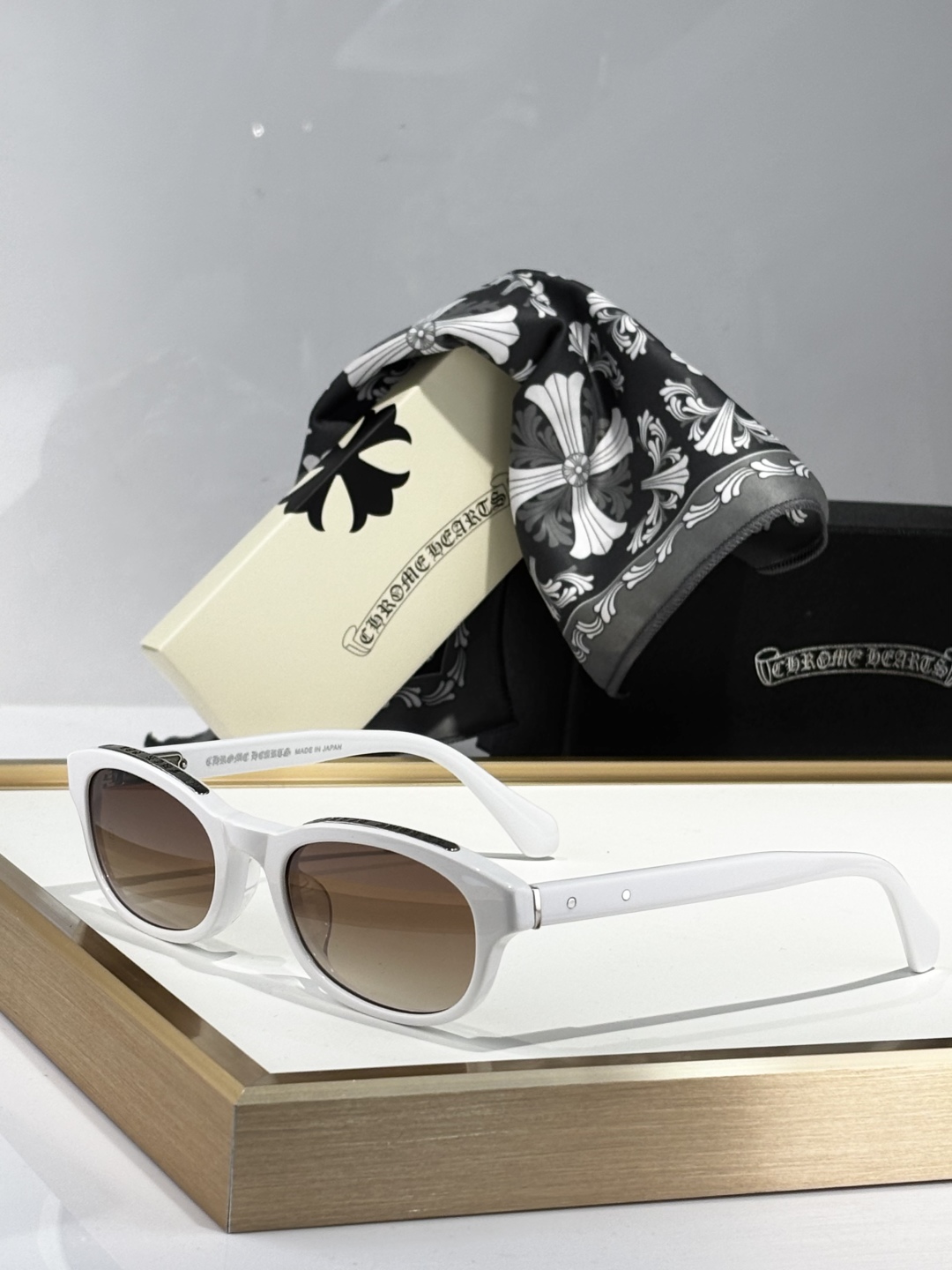  Chrome Hearts
MODELELC
SIZE50口21-142

