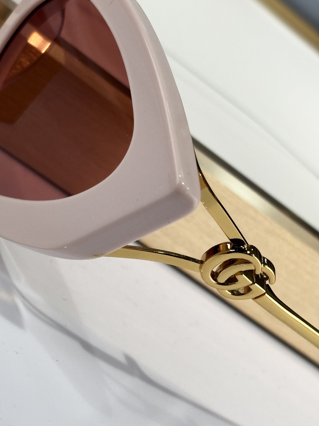  GUCCI
MOD：GG1565SA
Size：52口20-150

