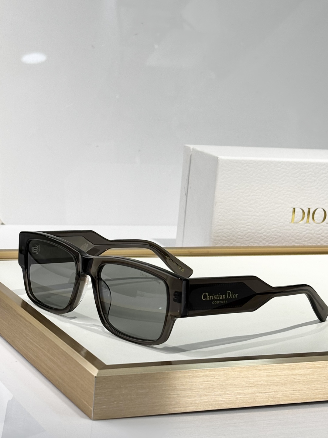  DIOR
MODDiorLadelS1F
Size55口20 145
