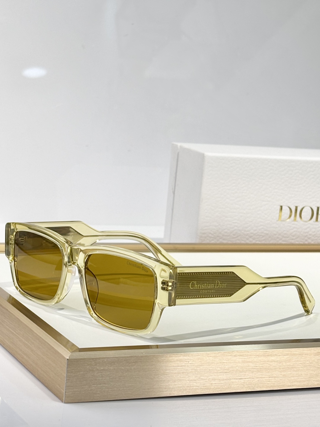  DIOR
MODDiorLadelS1F
Size55口20 145
