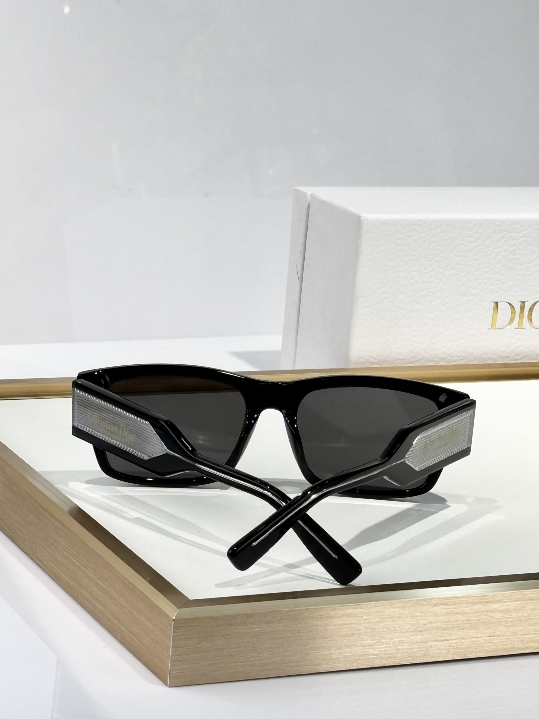  DIOR
MODDiorLadelS1F
Size55口20 145
