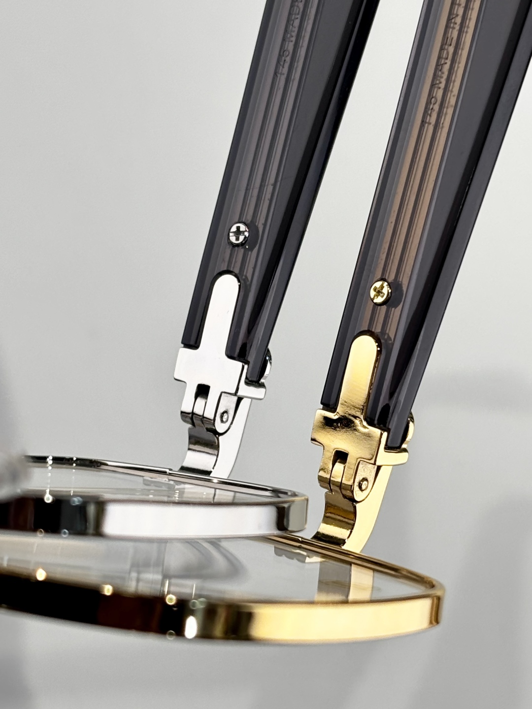  Cartier
MOD：CT0538S
Size：55口17 145
