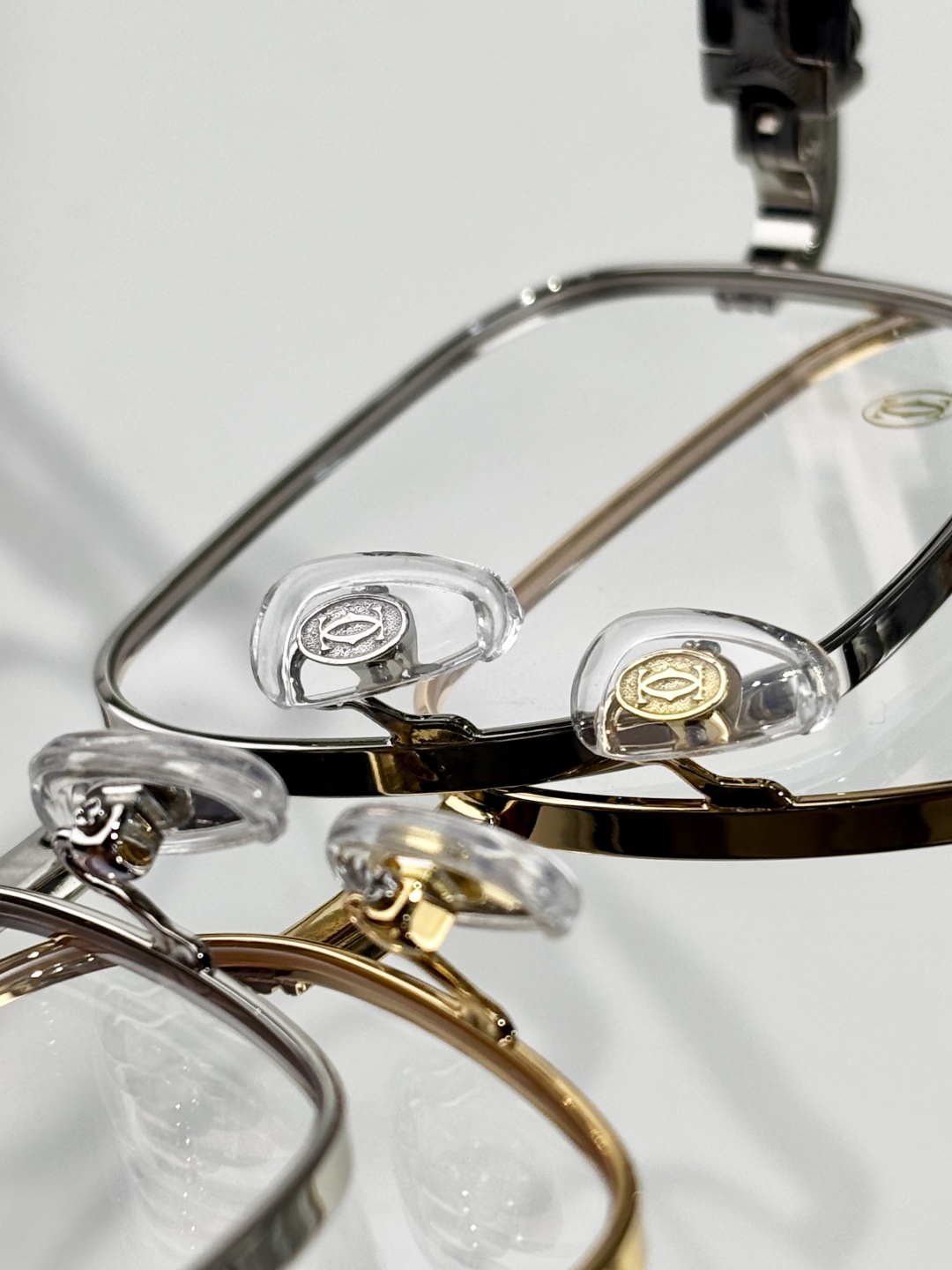  Cartier
MOD：CT0538S
Size：55口17 145
