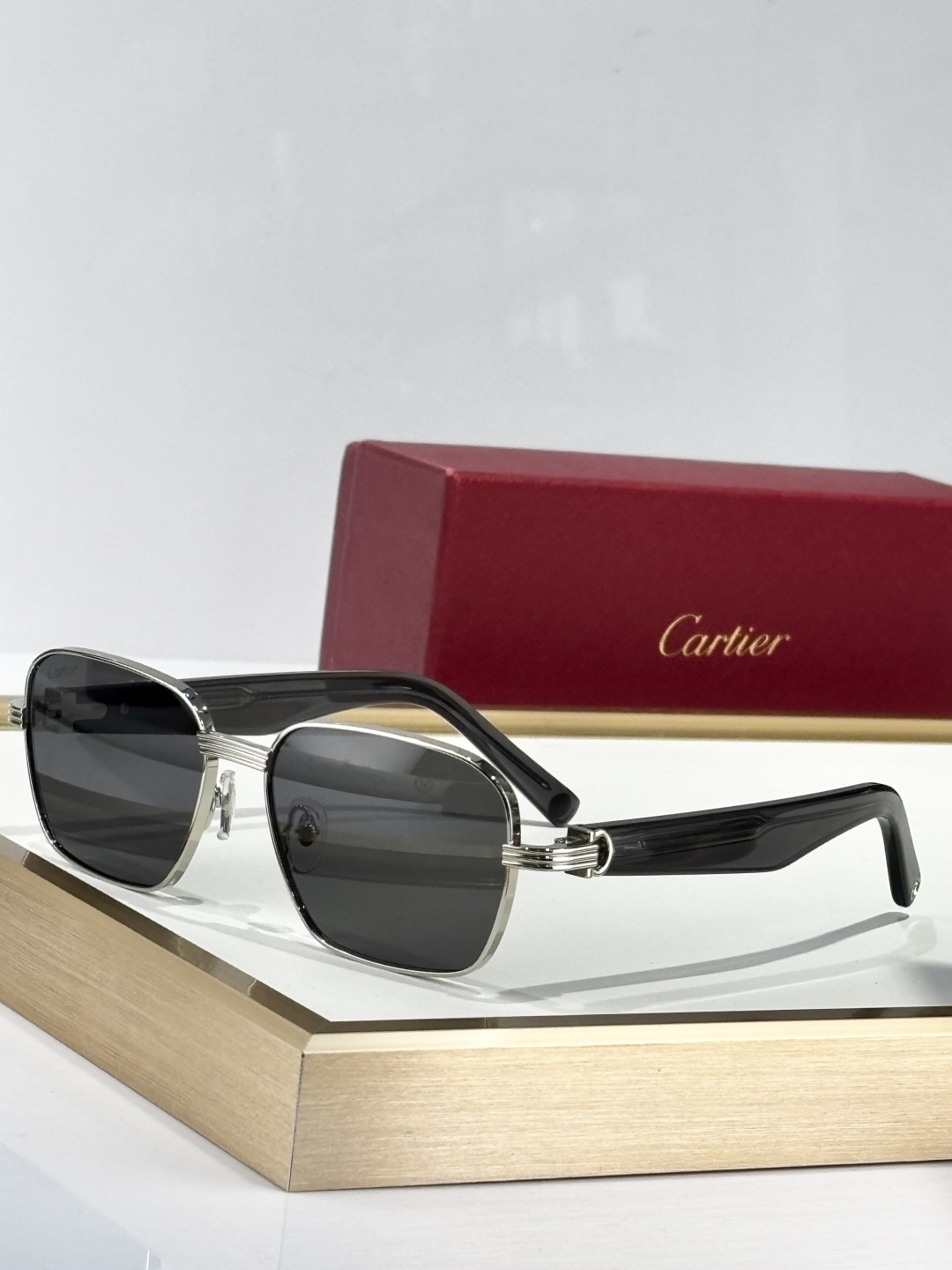  Cartier
MOD：CT0538S
Size：55口17 145
