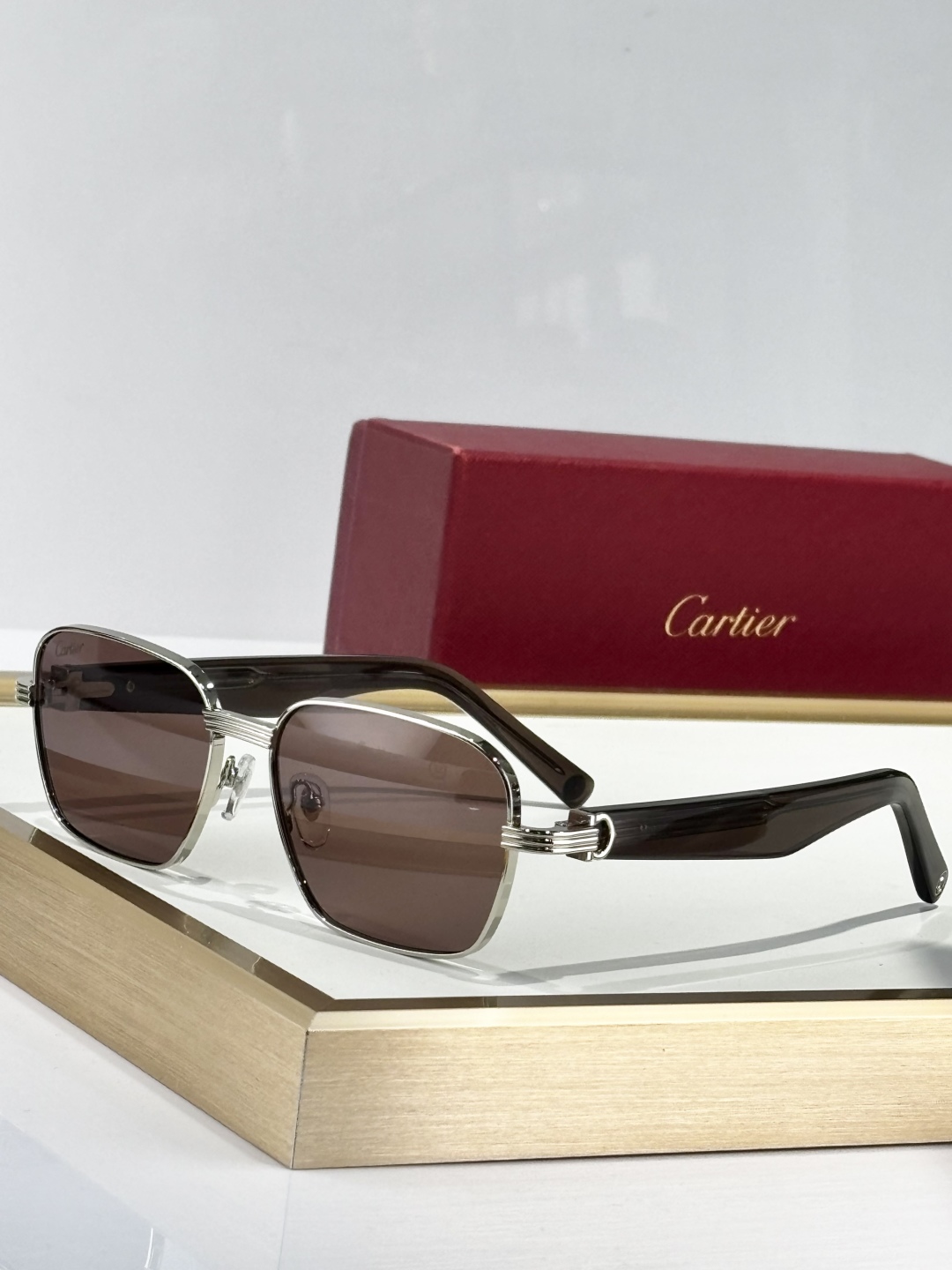  Cartier
MOD：CT0538S
Size：55口17 145
