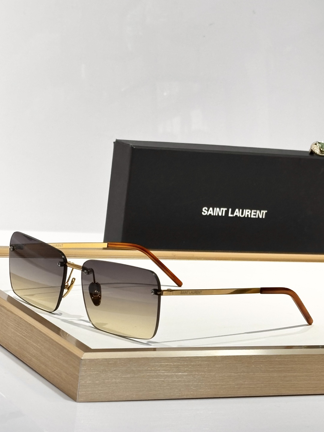  SAINT LAURENT
MOD：SL309
Size：60口15-140
