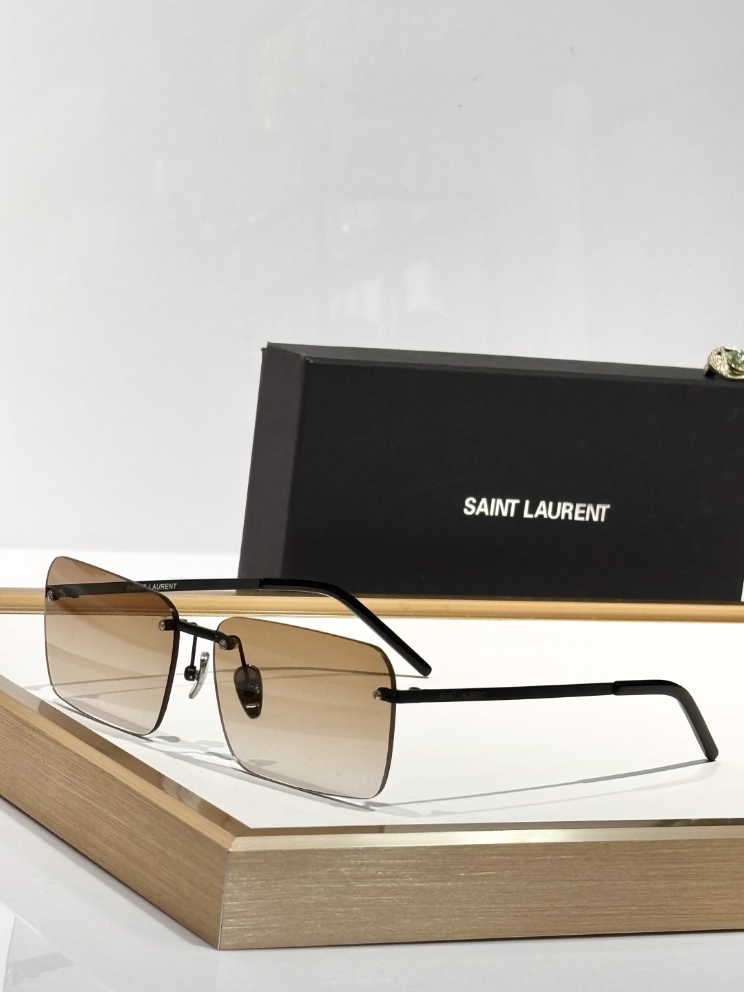  SAINT LAURENT
MOD：SL309
Size：60口15-140
