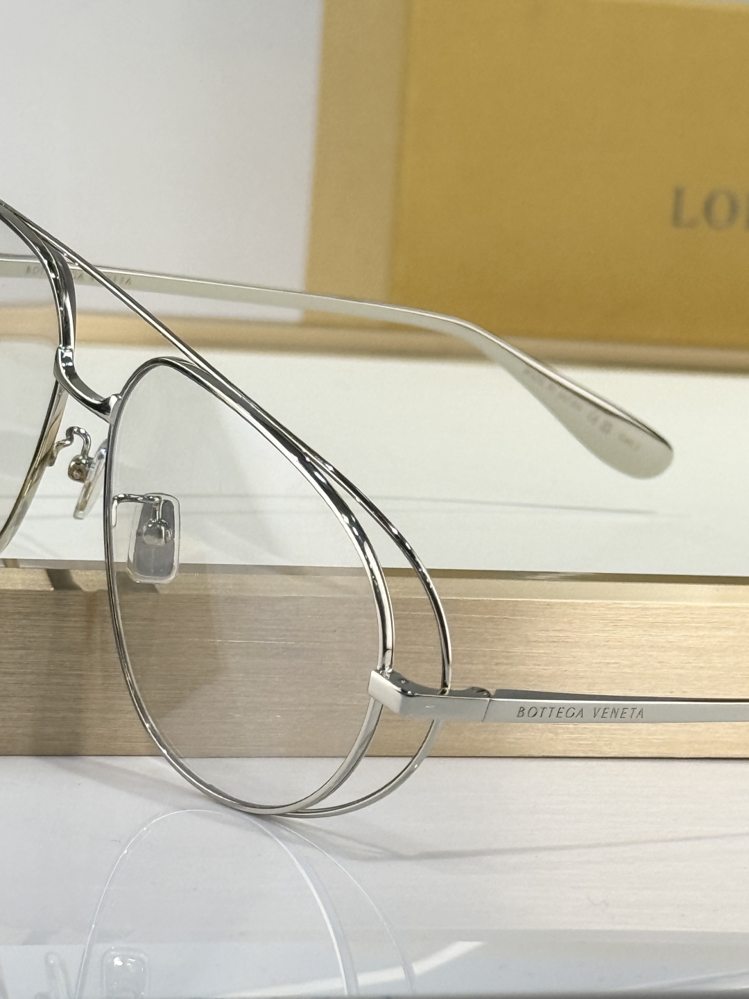  Bottega Venet*
MODEL：BV1344S
SIZE：61口15-140
