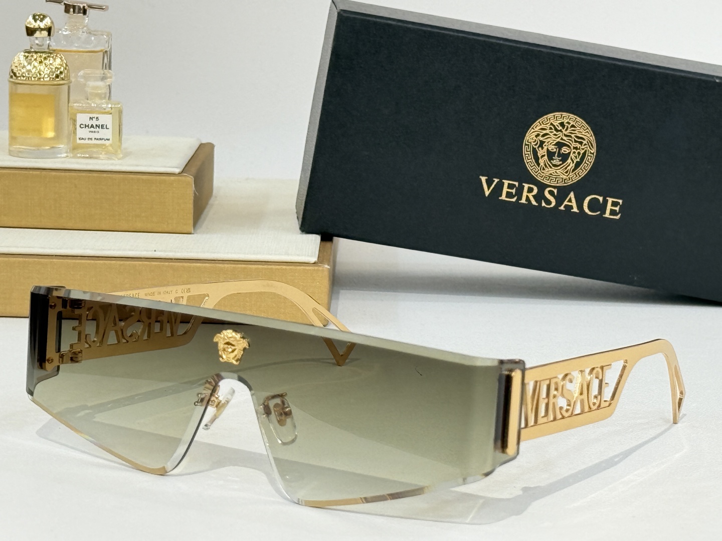  VERSAC*
ModVE6776
Size151-0-130
