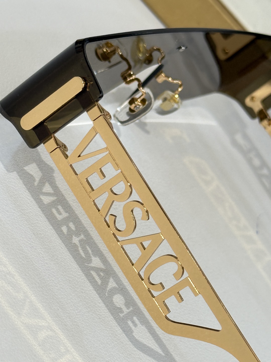 VERSAC*
ModVE6776
Size151-0-130
