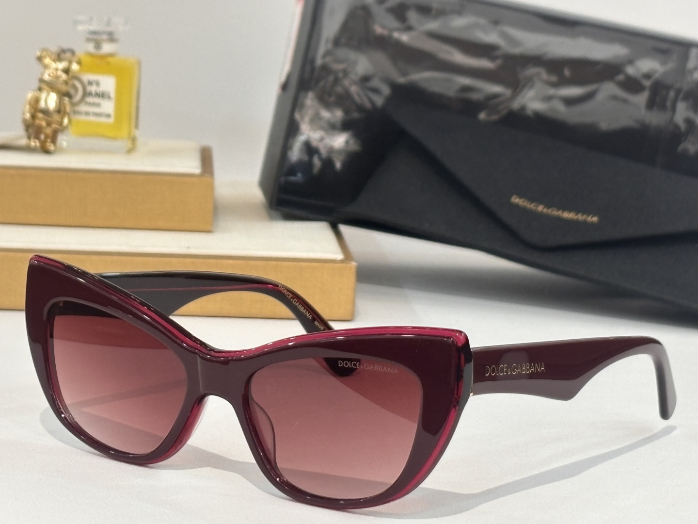  DOLCE & GABBAN*
MODEL：DG4417
SIZE：54口18-145
