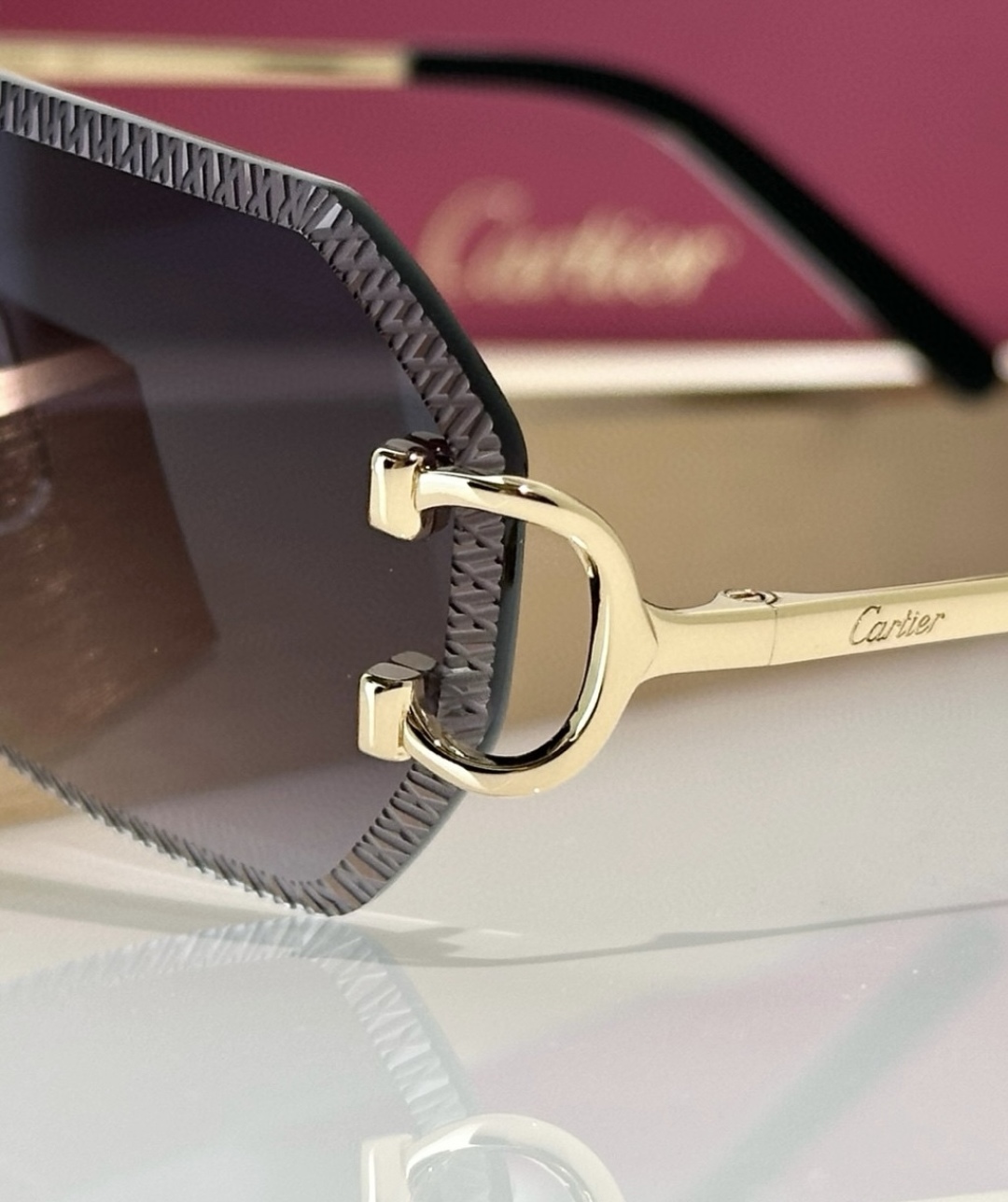  𝘾𝙖𝙧𝙩𝙞𝙚𝙧
MODEL：CT0092O
Size：55口18 135
  