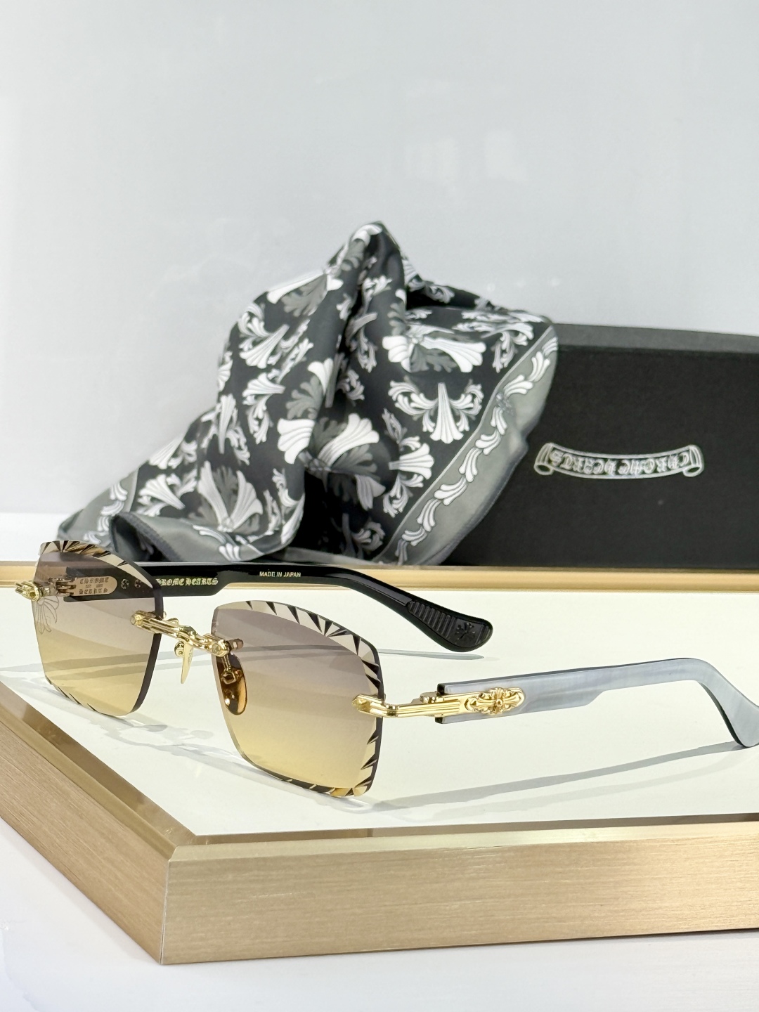  Chrome Hearts 
MODELGP-BK-PB
SIZE：55口21-145
