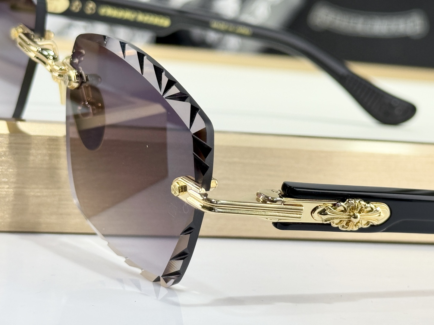  Chrome Hearts 
MODELGP-BK-PB
SIZE：55口21-145
