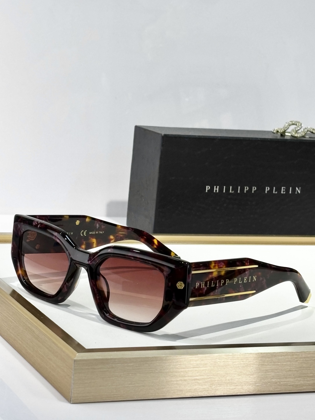  PHILIPP PLEIN
MOD：SP
Size：51口21 135
