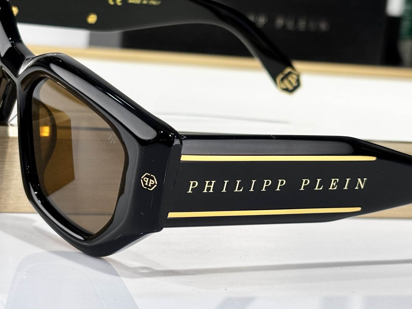  PHILIPP PLEIN
MOD：SP
Size：51口21 135
