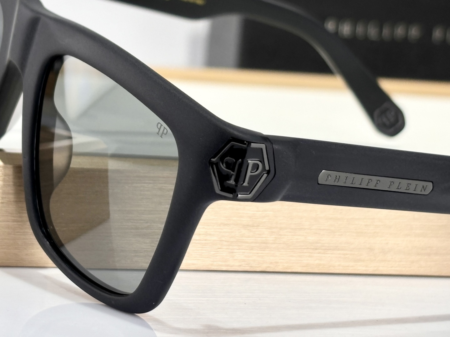 PHILIPP PLEIN
MODSP
Size52口21
