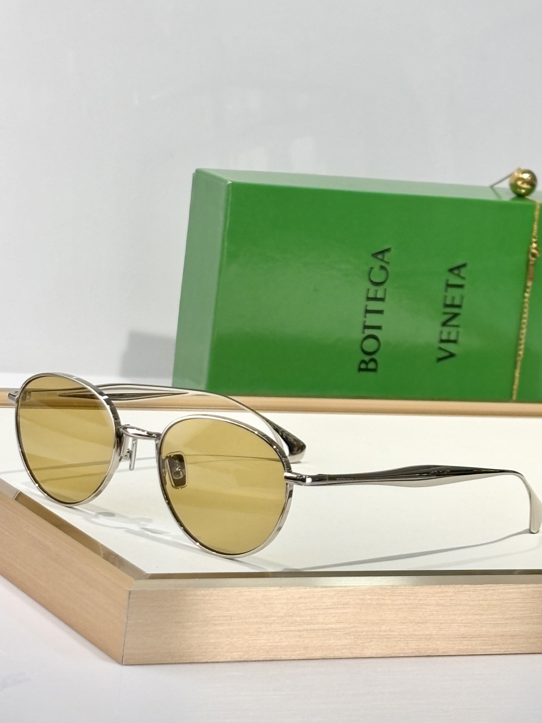  Bottega Veneta
MODEL：BV1396S
SIZE：55口22-140
