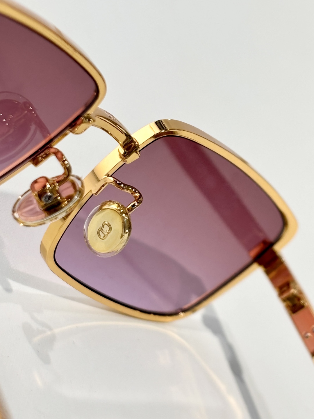  DIOR
MODS2U
Size55口18 140

