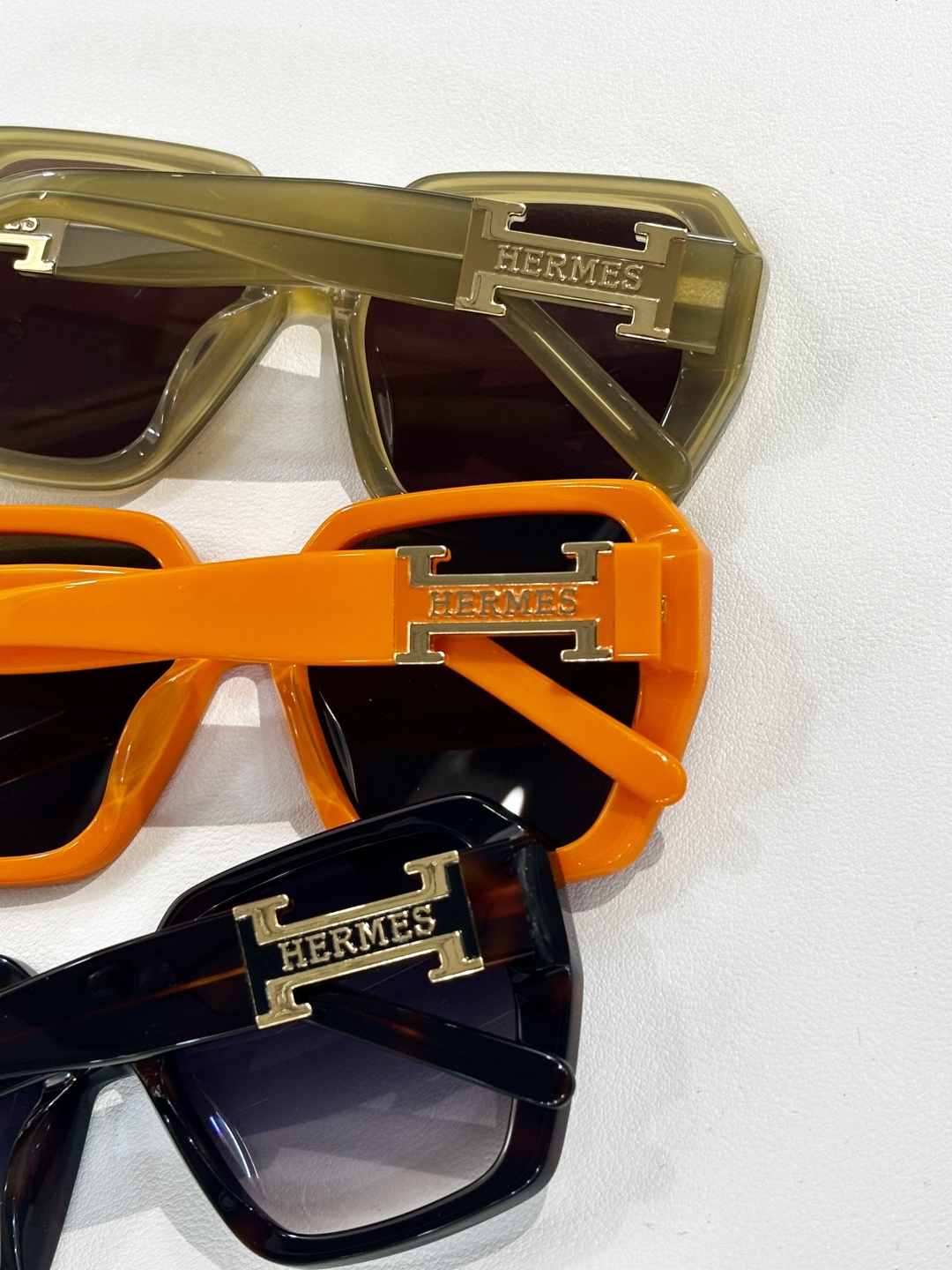  HERMES
经典款
MOD：HS1906
size：56-20-145
