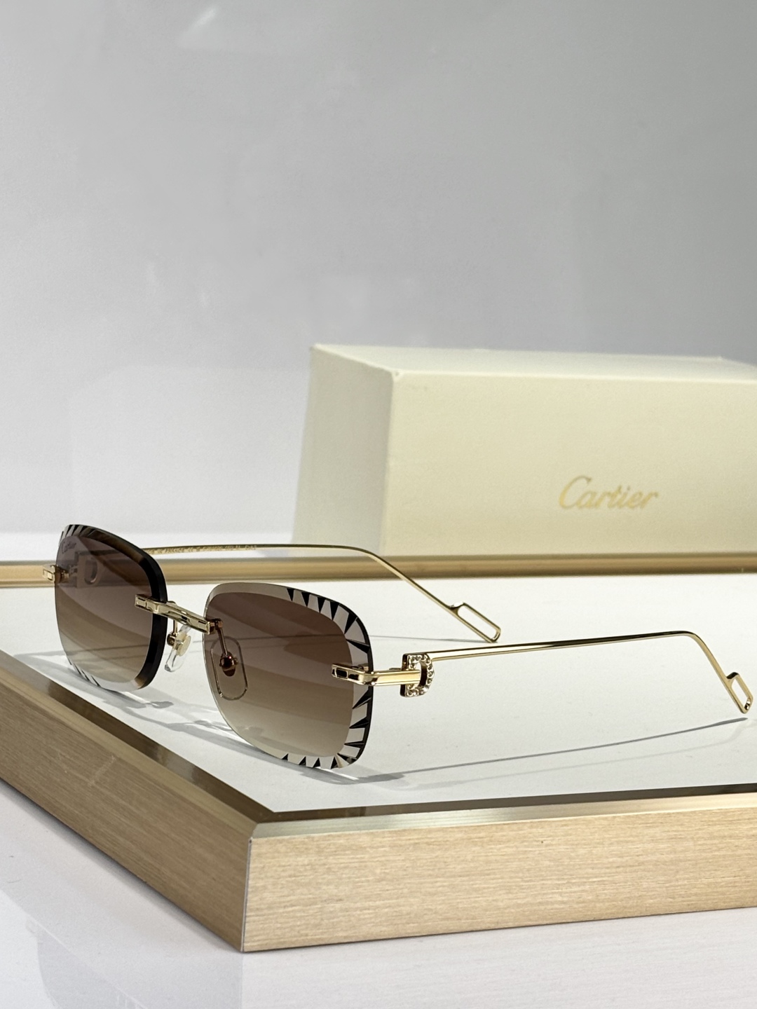  Cartier
MOD：CT01620
Size：59口18 145
