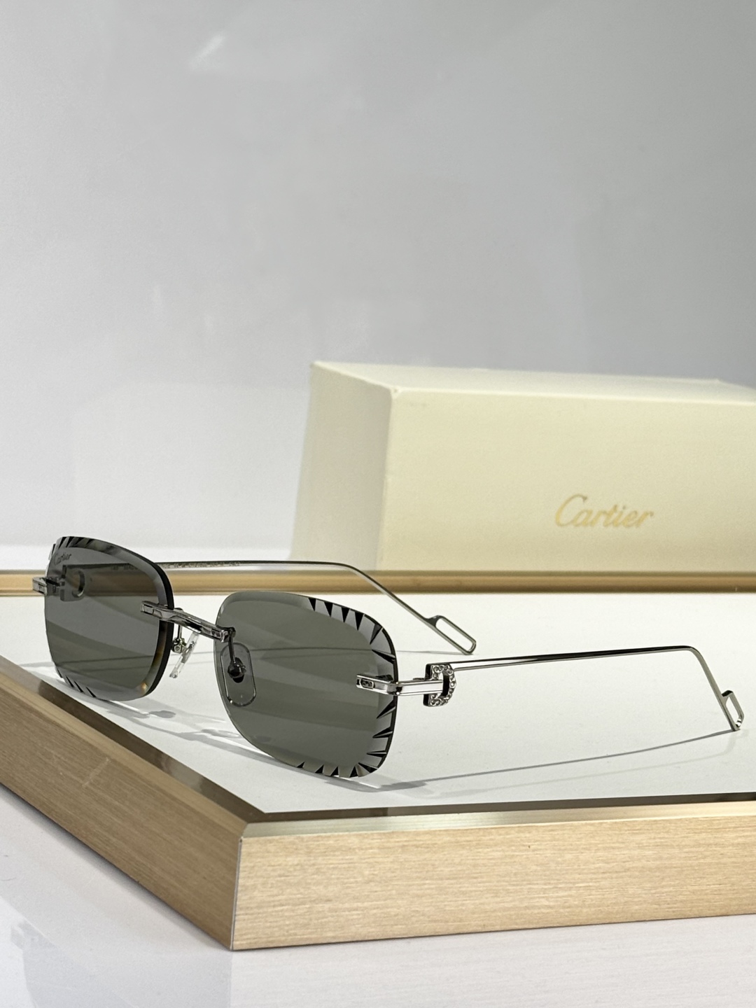  Cartier
MOD：CT01620
Size：59口18 145
