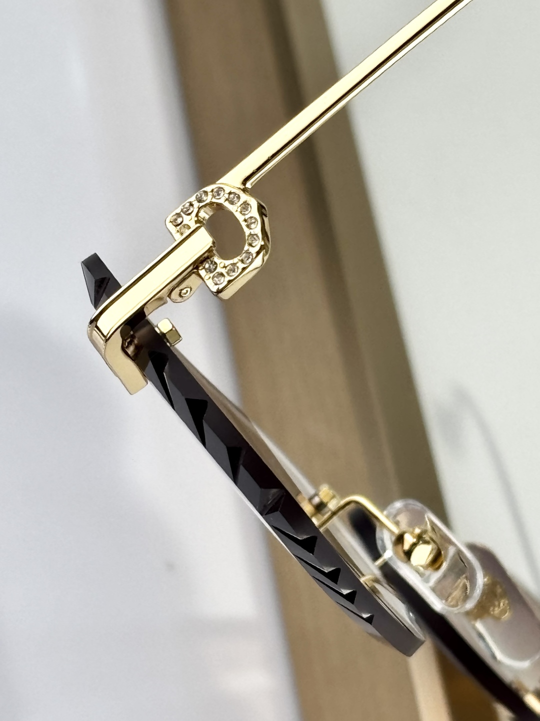  Cartier
MOD：CT01620
Size：59口18 145
