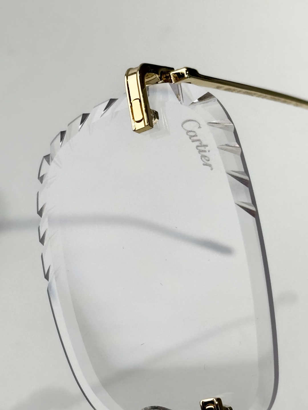  Cartier
MOD：CT01620
Size：59口18 145

