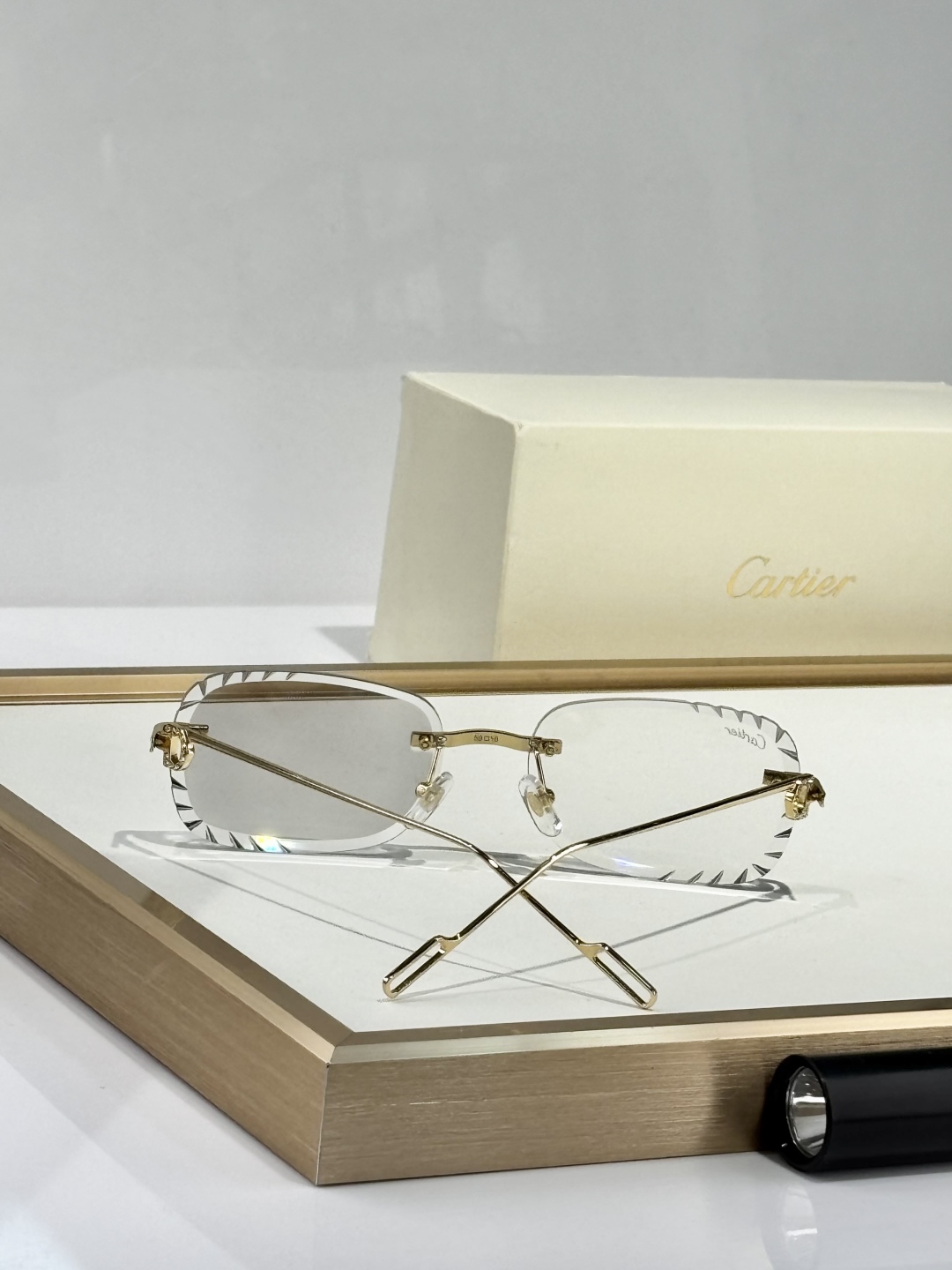  Cartier
MOD：CT01620
Size：59口18 145

