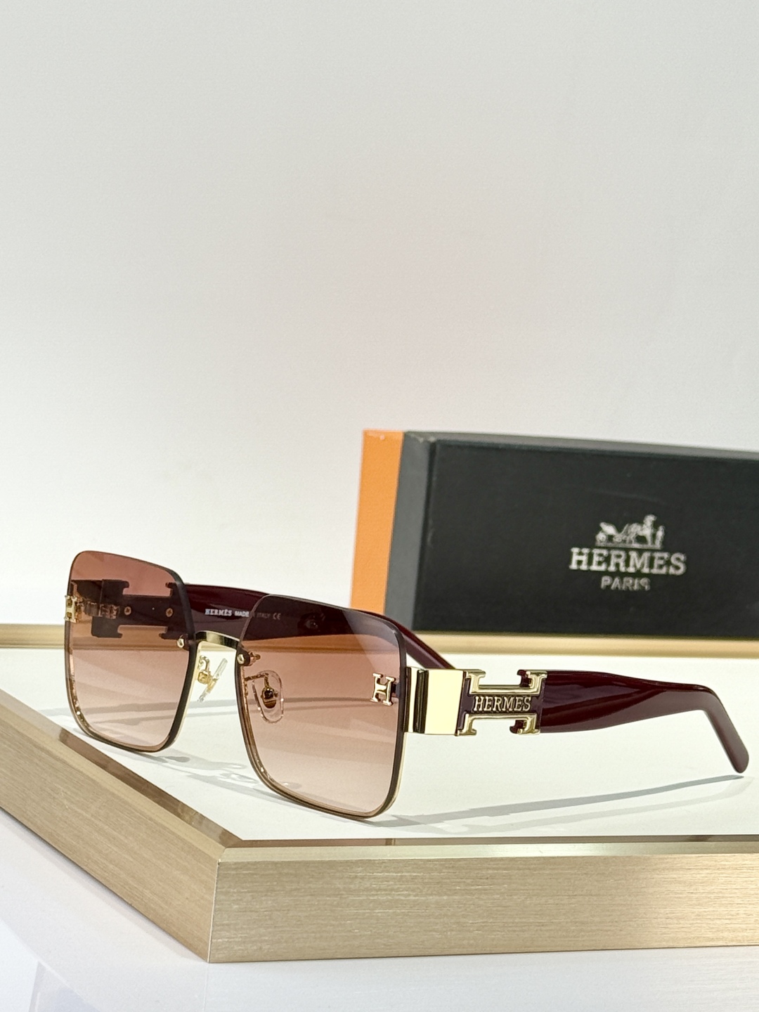  HERME*
MODELH8021
SIZE：53口20-142

