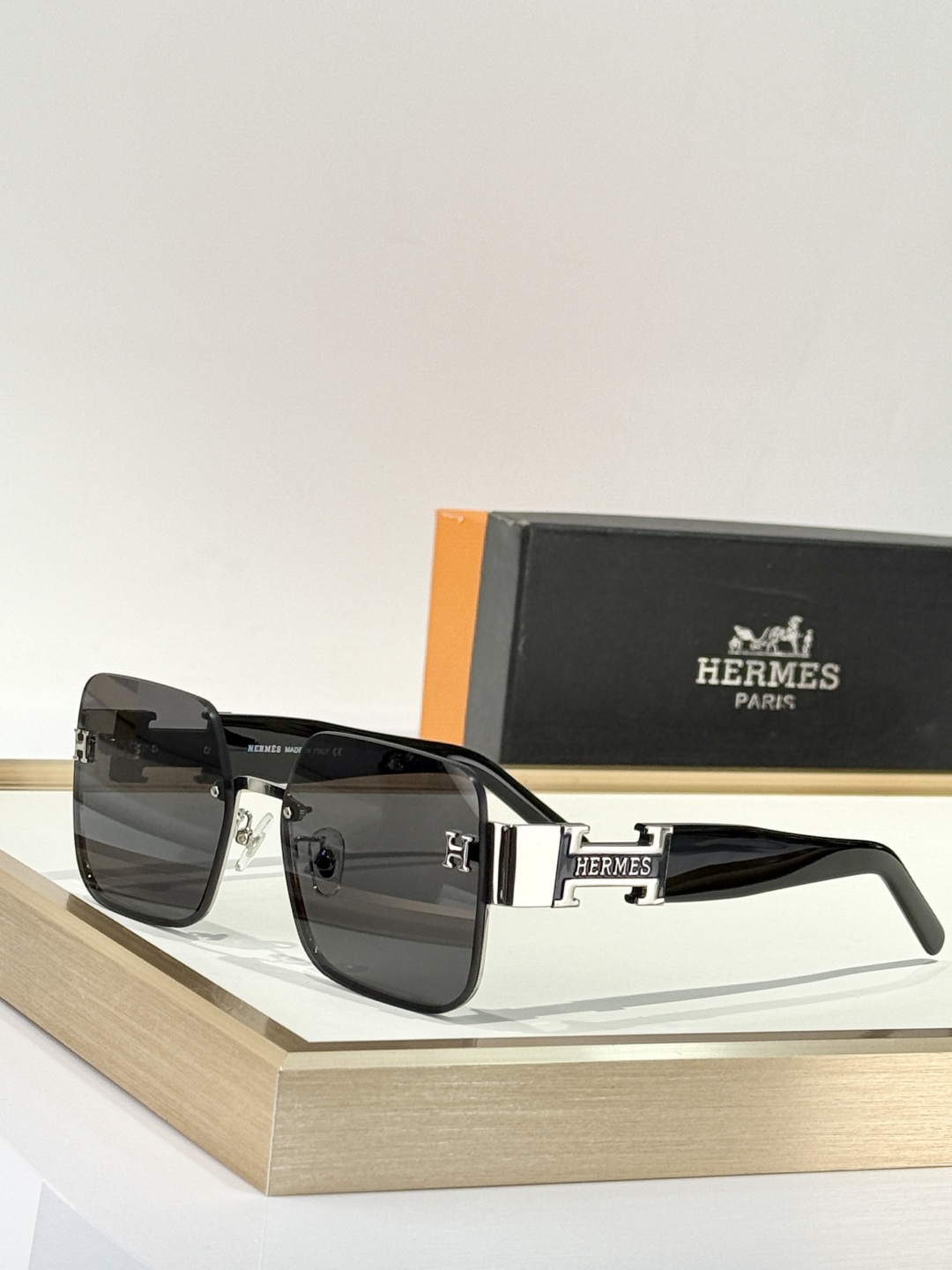  HERME*
MODELH8021
SIZE：53口20-142
