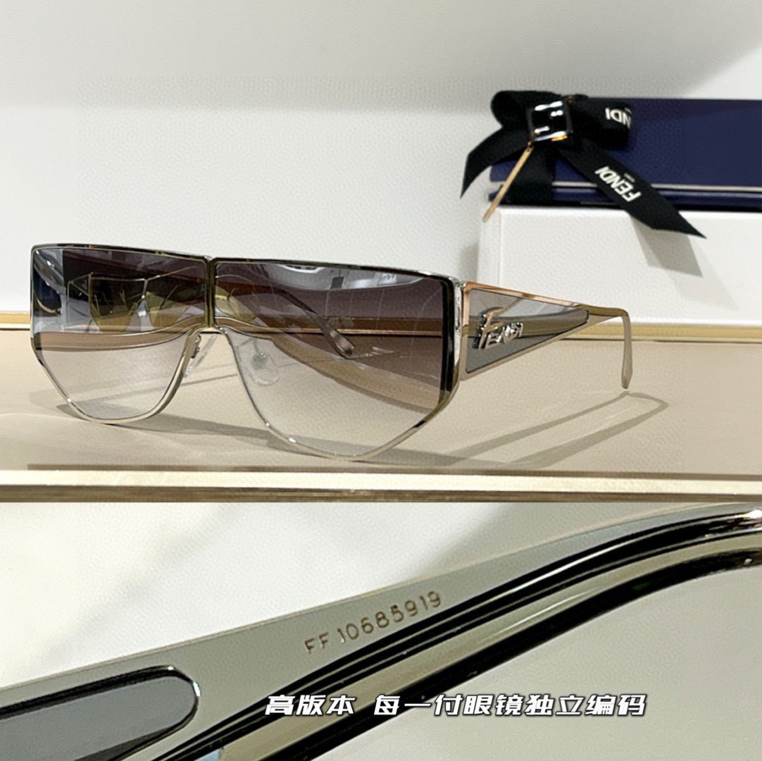  Oversized 
Fendi Disco
ModFF M0093/S 
SIZE70-2-150
