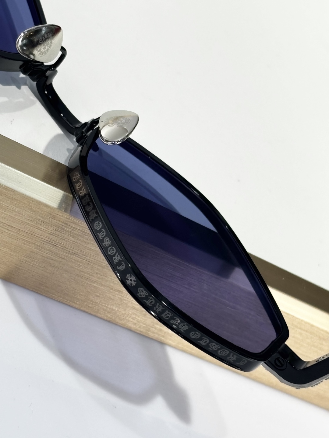 Chrome Hearts NIP SLIP Sunglasses - Stylish Shades with Zeiss Lenses 6 cmp i1748590375182 5587 0 4