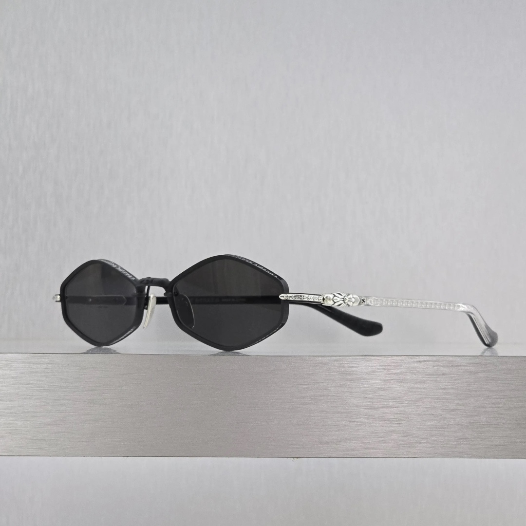 Chrome Hearts Sunglasses NIP