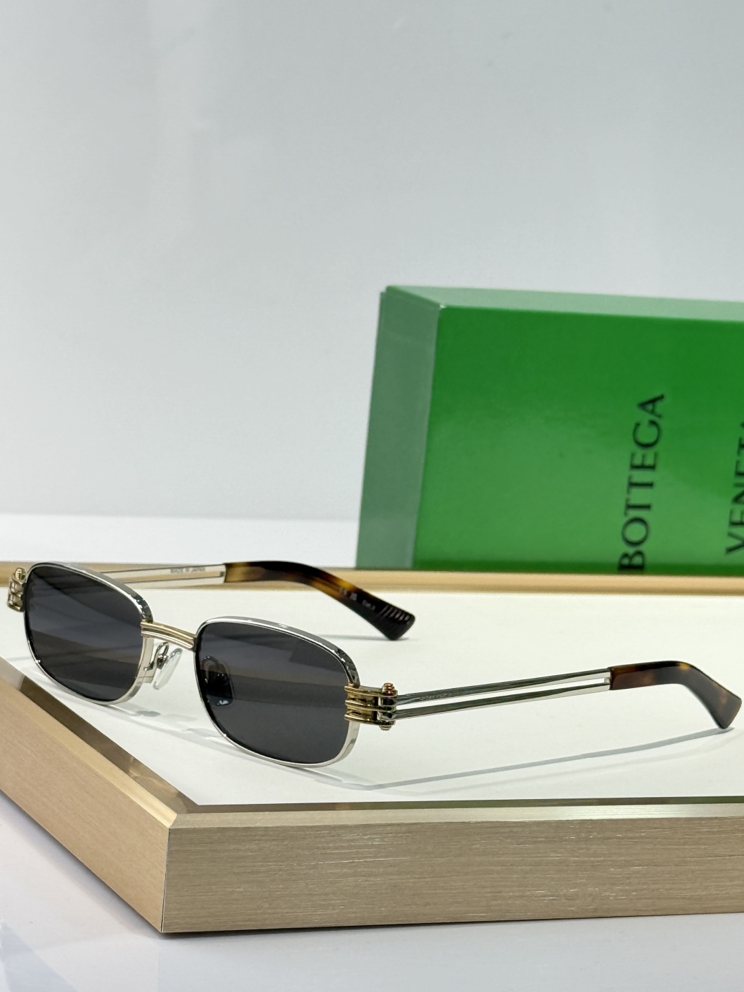   Bottega Veneta* 
MODEL：BV1381
SIZE 50-20-145
