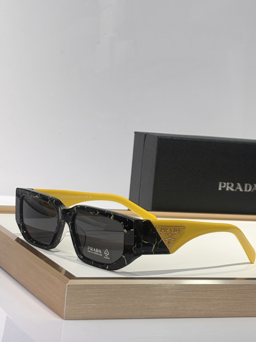  高版到✔️
ToP quality 
秒杀市面所有版本 
PRAD*SPR09Z
Size  54口1