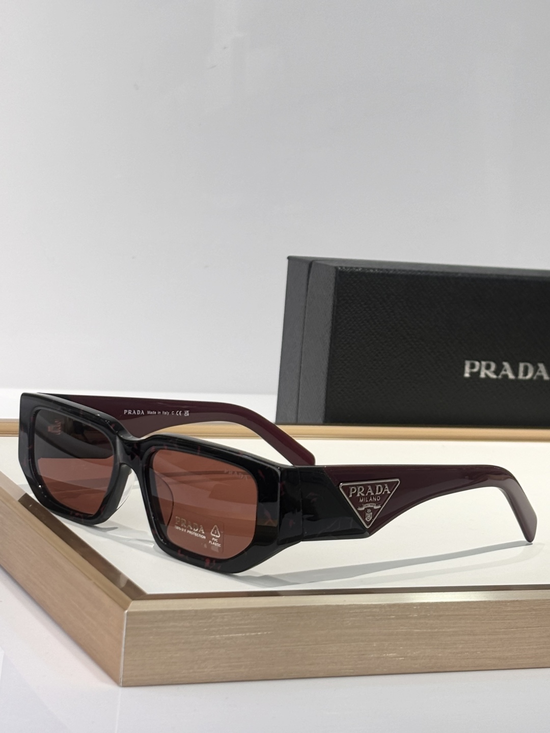  高版到✔️
ToP quality 
秒杀市面所有版本 
PRAD*SPR09Z
Size  54口1