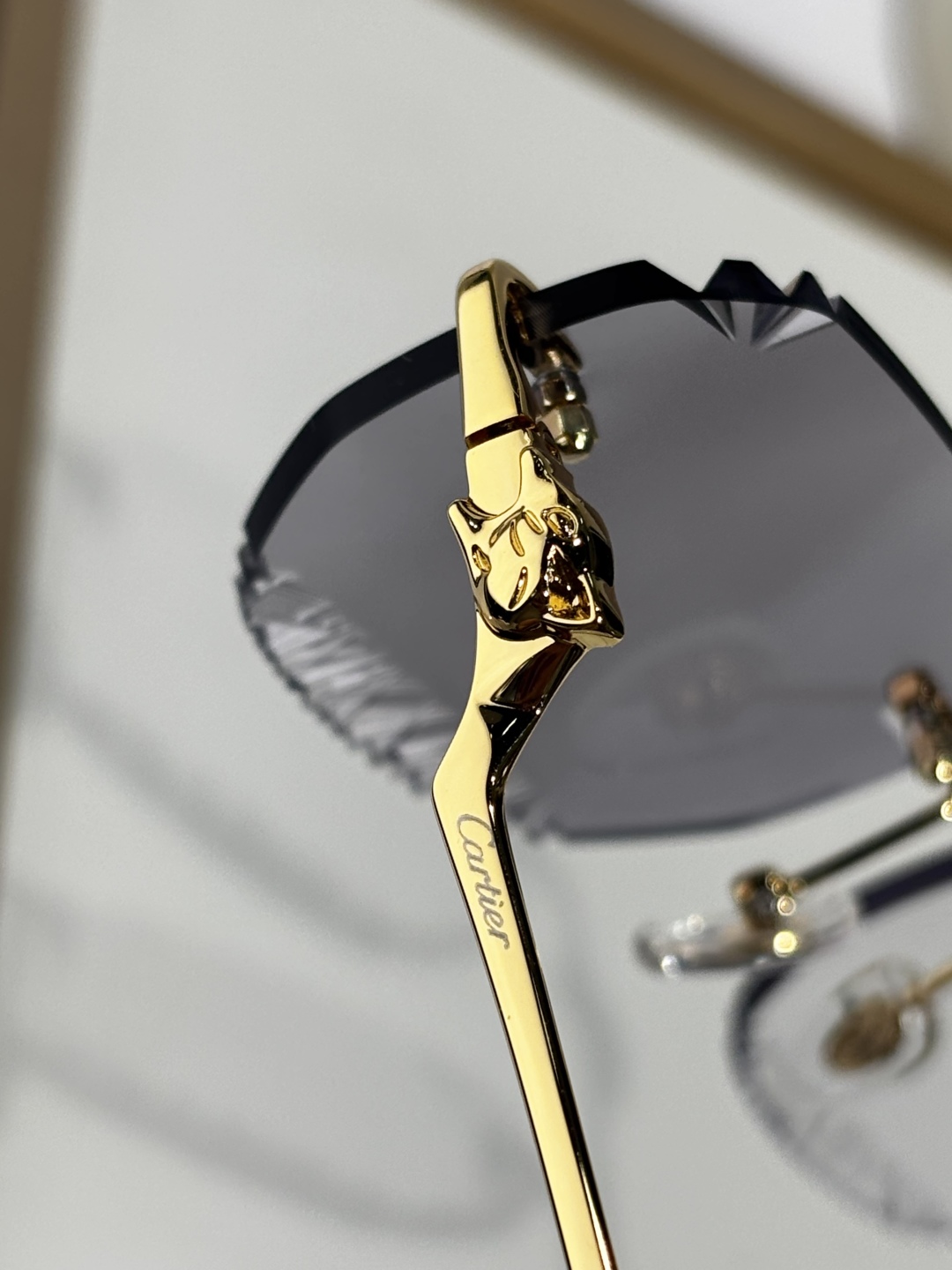 Cartier*
MODEL：CTO
Size58口18-135
