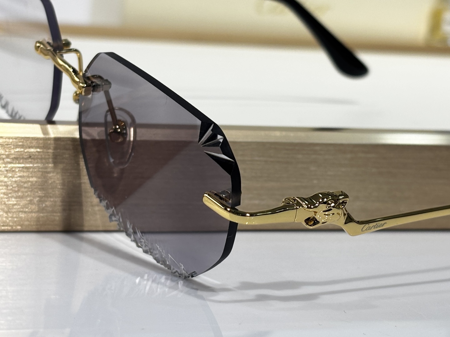  Cartier*
MODEL：CTO
Size58口18-135
