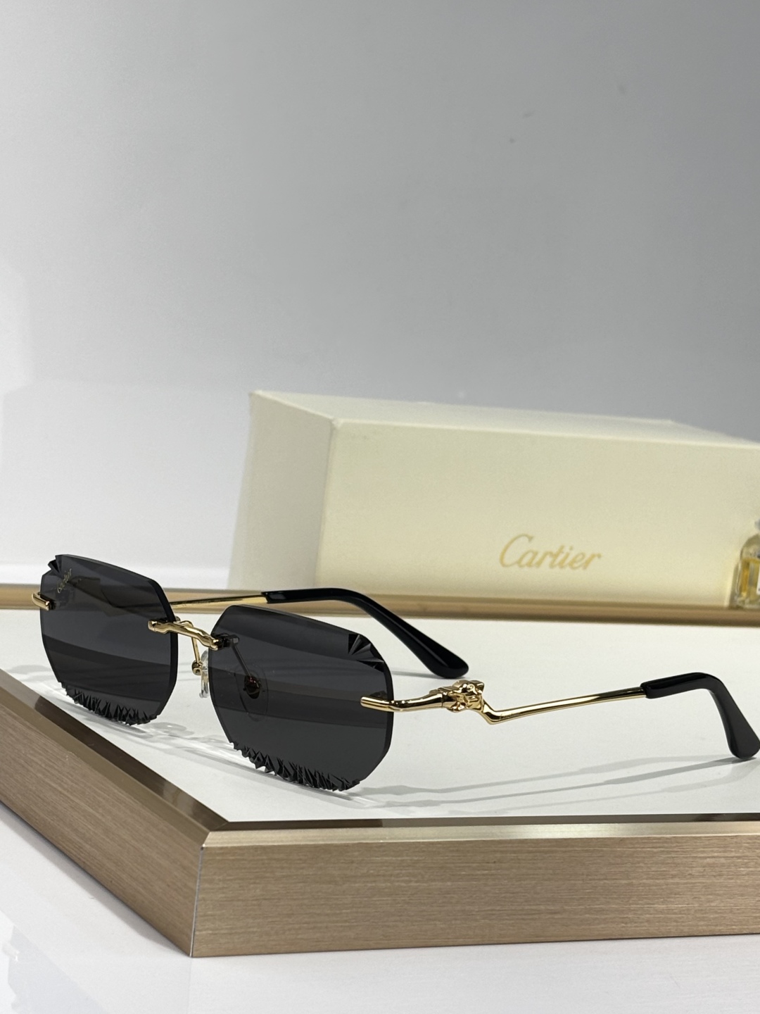  Cartier*
MODEL：CTO
Size58口18-135
