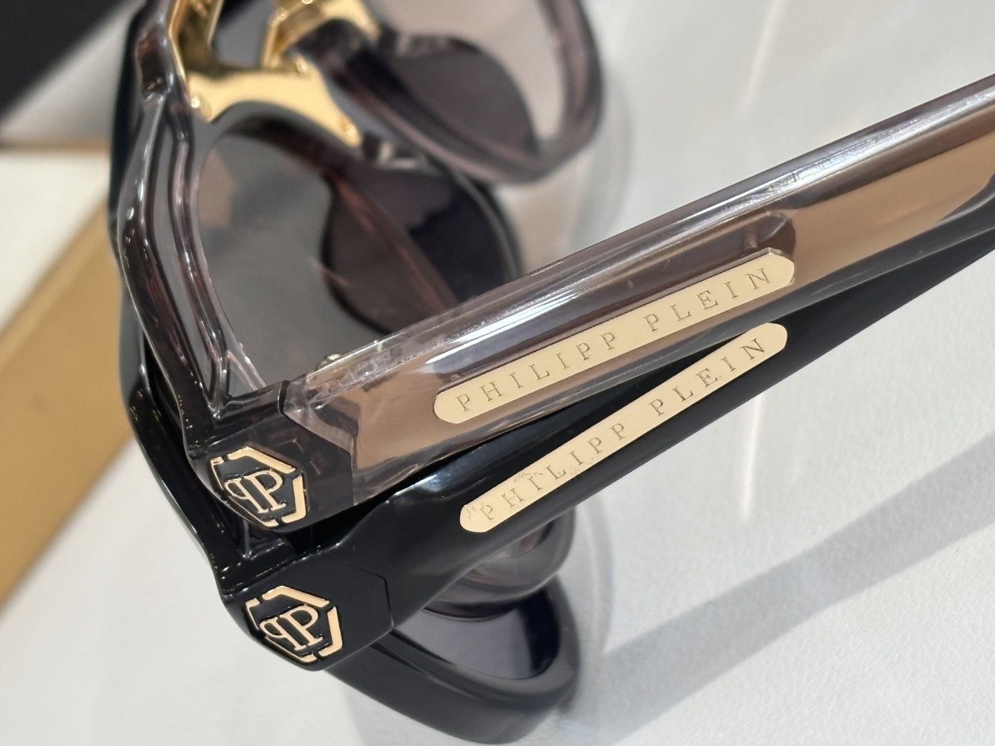  PHILIPP PLEI* 菲利普.普莱恩～
TOP QUALITY
MODEL：045
SIZE：5