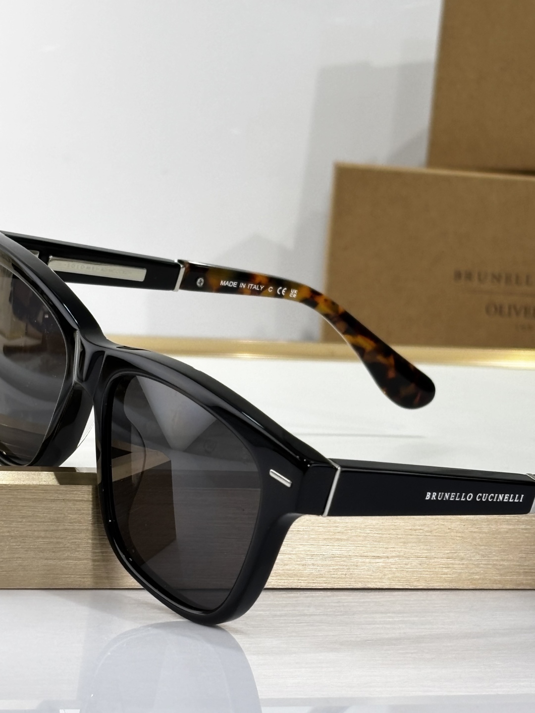  Brunello Cucinelli X Oliver PeoPle
Handcrafted in I