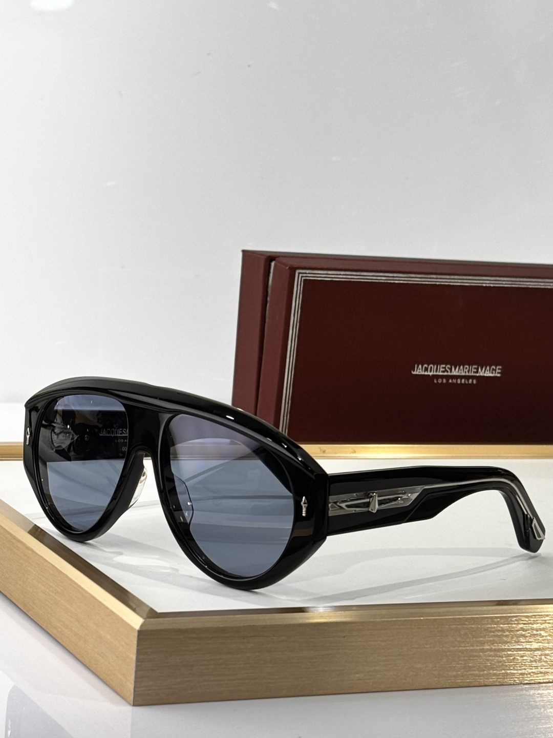  JACQUES MARIE MAG*
MODELBANDIT
SIZE：47口26
