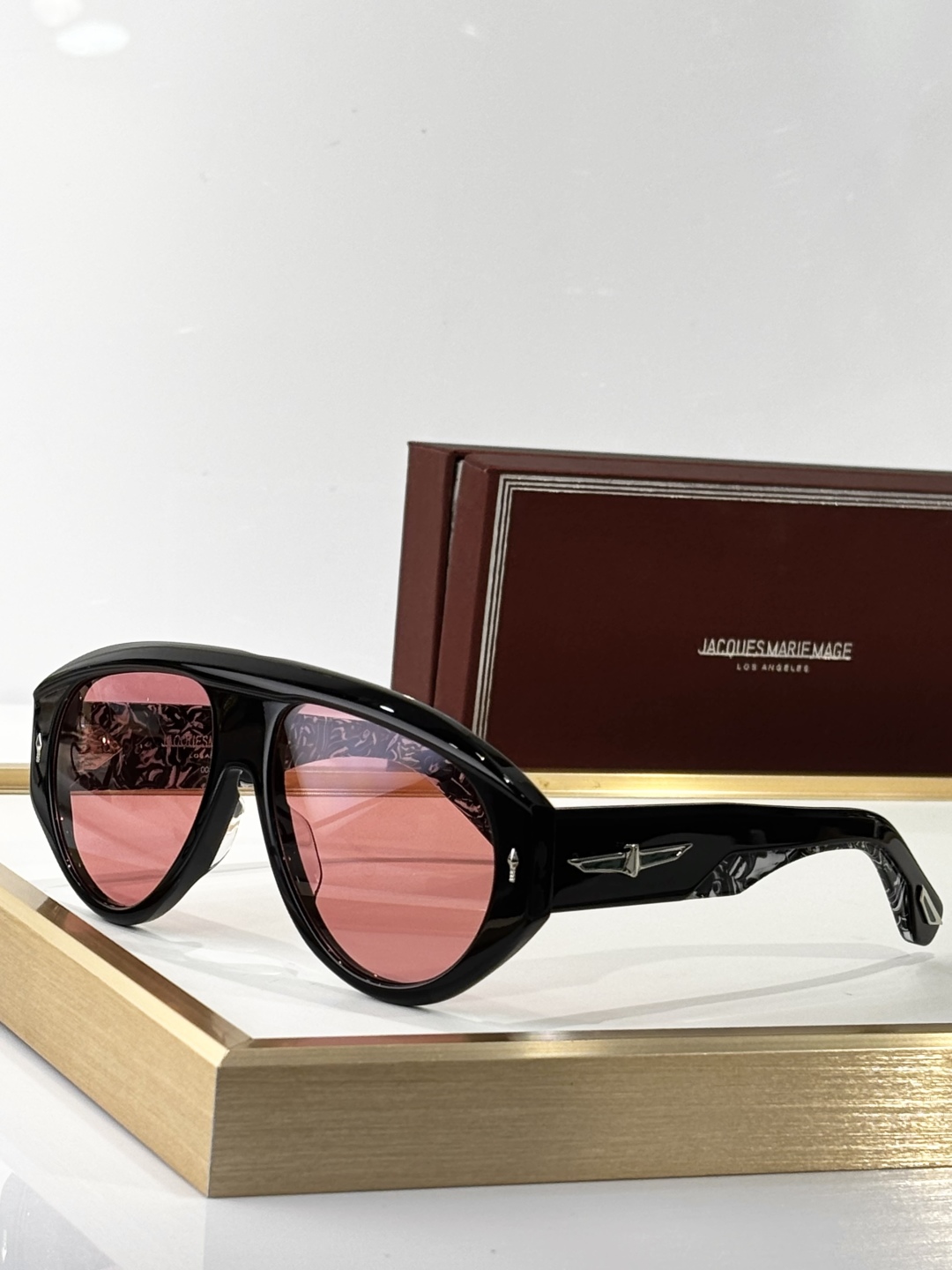  JACQUES MARIE MAG*
MODELBANDIT
SIZE：47口26
