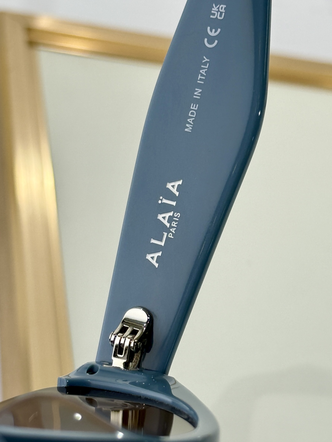  ToP quality 
ALAIA
时间单品 
MOD：AA0076S
SIZE：57-17-145