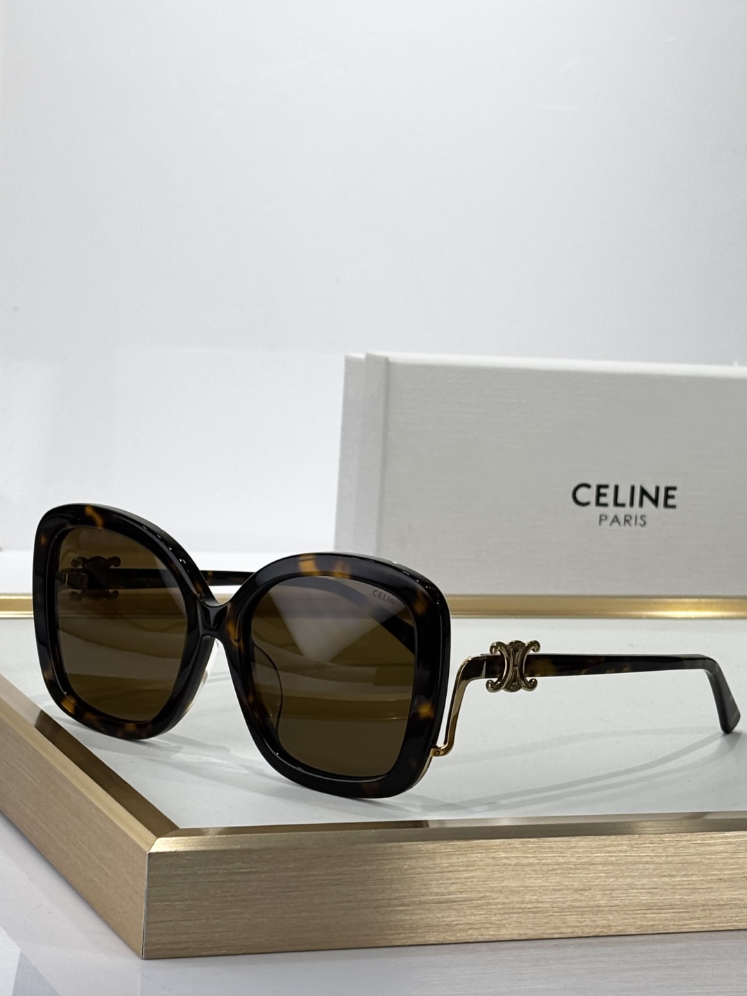 。CELIN*
MODEL：CL40378U
SIZE：53口18-145
