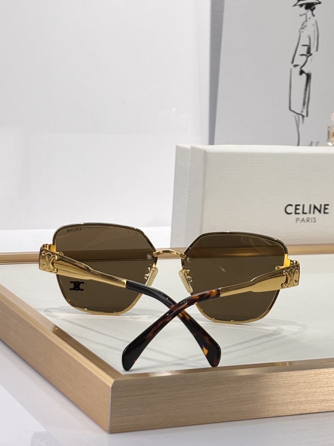  Celin*凯旋门
MODCL42119U
Size62-14_145
